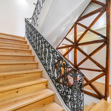 Whome | Alcantara Premium Lisboa