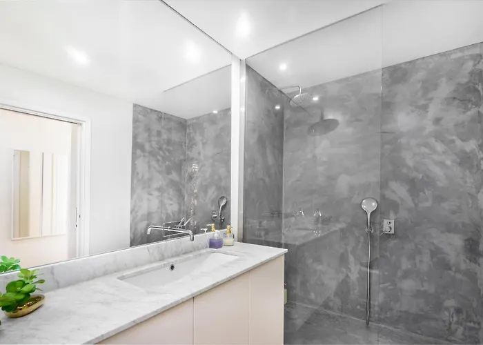 Whome | Alcantara Premium Apartment *